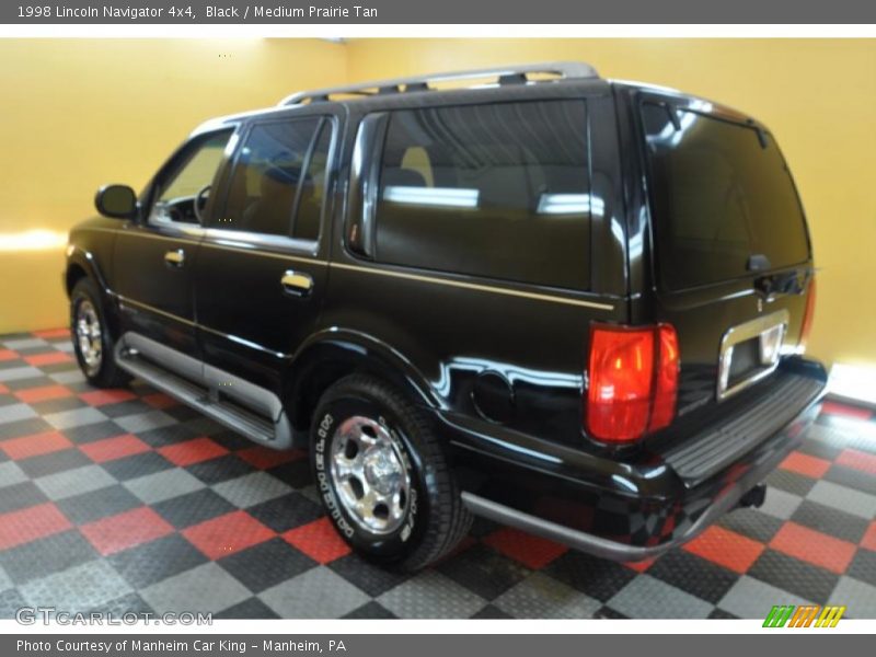 Black / Medium Prairie Tan 1998 Lincoln Navigator 4x4