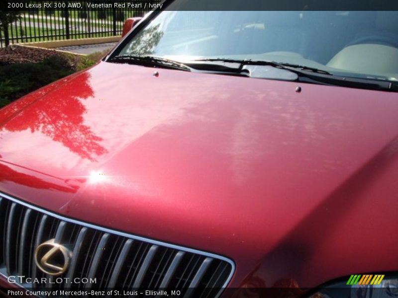 Venetian Red Pearl / Ivory 2000 Lexus RX 300 AWD