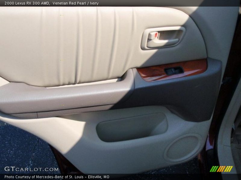 Venetian Red Pearl / Ivory 2000 Lexus RX 300 AWD