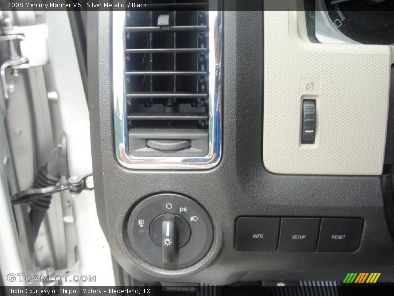 Silver Metallic / Black 2008 Mercury Mariner V6