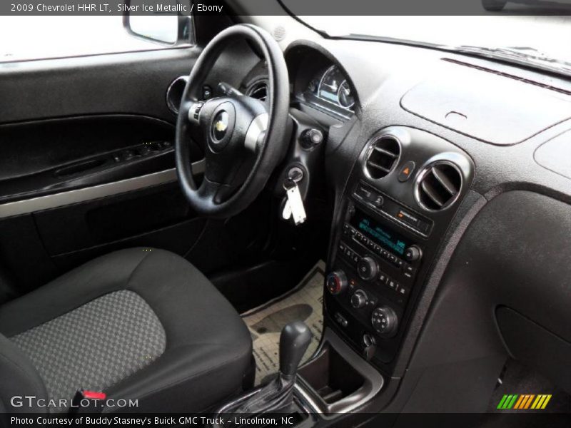 Silver Ice Metallic / Ebony 2009 Chevrolet HHR LT