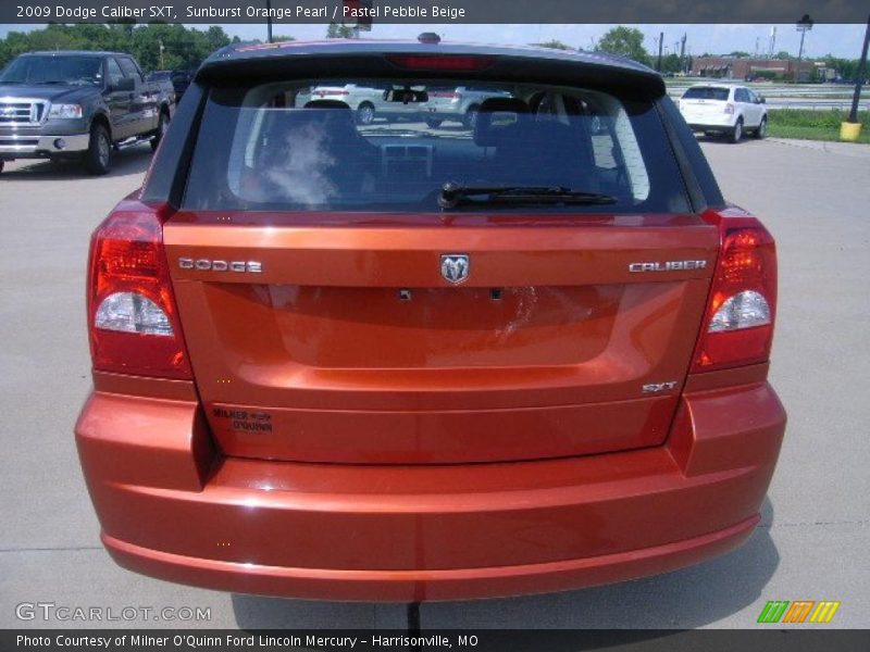 Sunburst Orange Pearl / Pastel Pebble Beige 2009 Dodge Caliber SXT