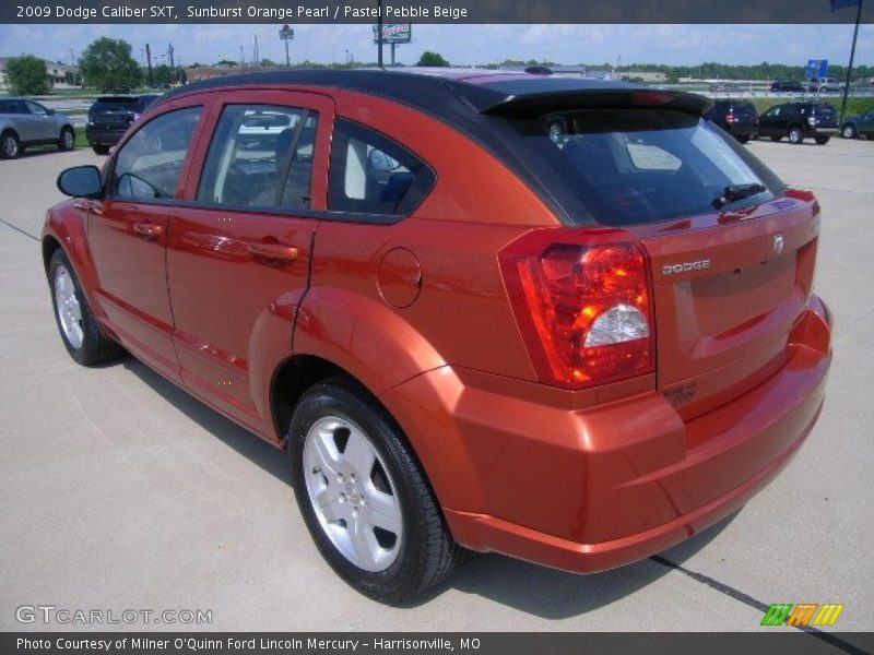 Sunburst Orange Pearl / Pastel Pebble Beige 2009 Dodge Caliber SXT