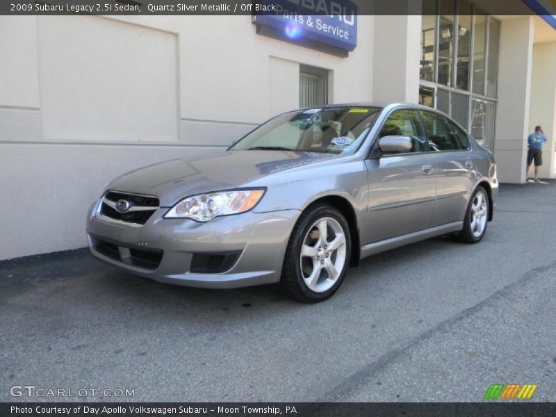 Quartz Silver Metallic / Off Black 2009 Subaru Legacy 2.5i Sedan