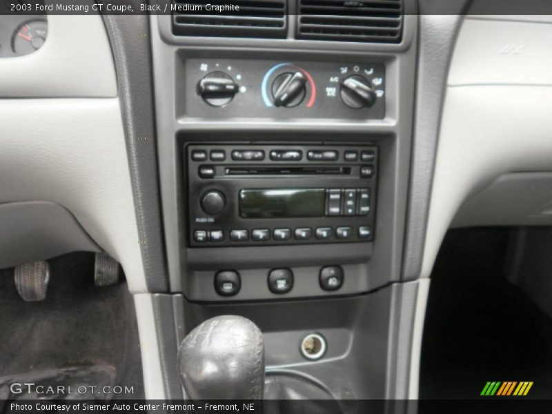 Black / Medium Graphite 2003 Ford Mustang GT Coupe