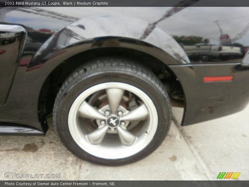 Black / Medium Graphite 2003 Ford Mustang GT Coupe