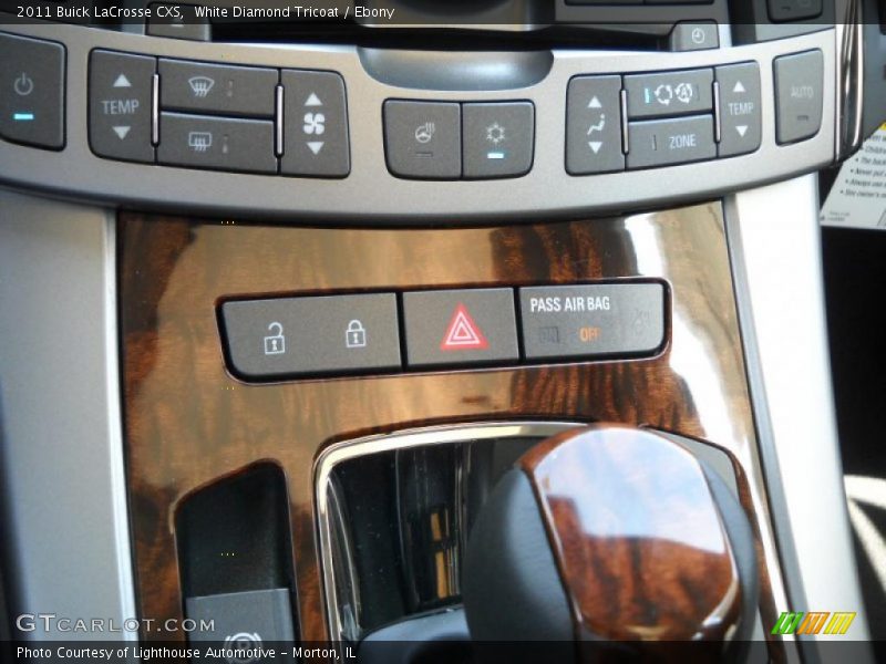 White Diamond Tricoat / Ebony 2011 Buick LaCrosse CXS