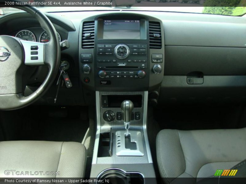 Avalanche White / Graphite 2008 Nissan Pathfinder SE 4x4