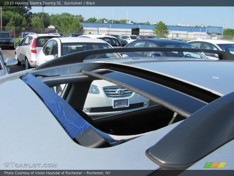 Quicksilver / Black 2010 Hyundai Elantra Touring SE