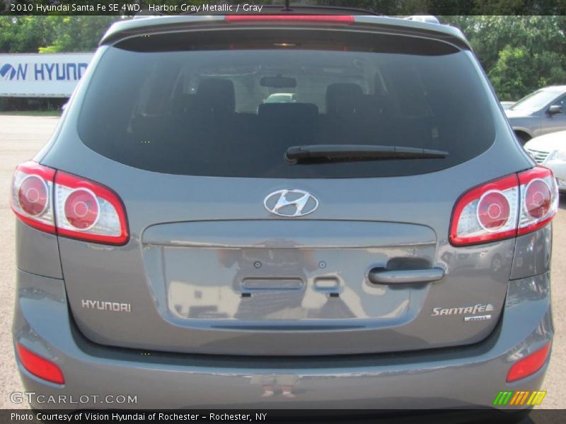 Harbor Gray Metallic / Gray 2010 Hyundai Santa Fe SE 4WD