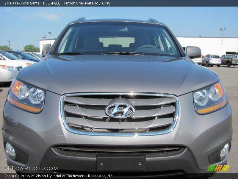 Harbor Gray Metallic / Gray 2010 Hyundai Santa Fe SE 4WD