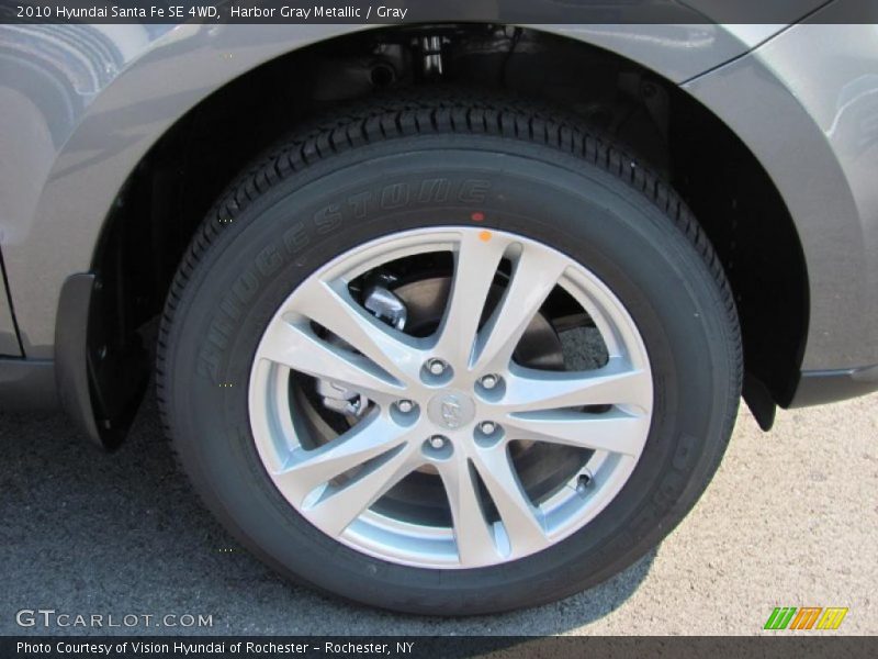 Harbor Gray Metallic / Gray 2010 Hyundai Santa Fe SE 4WD