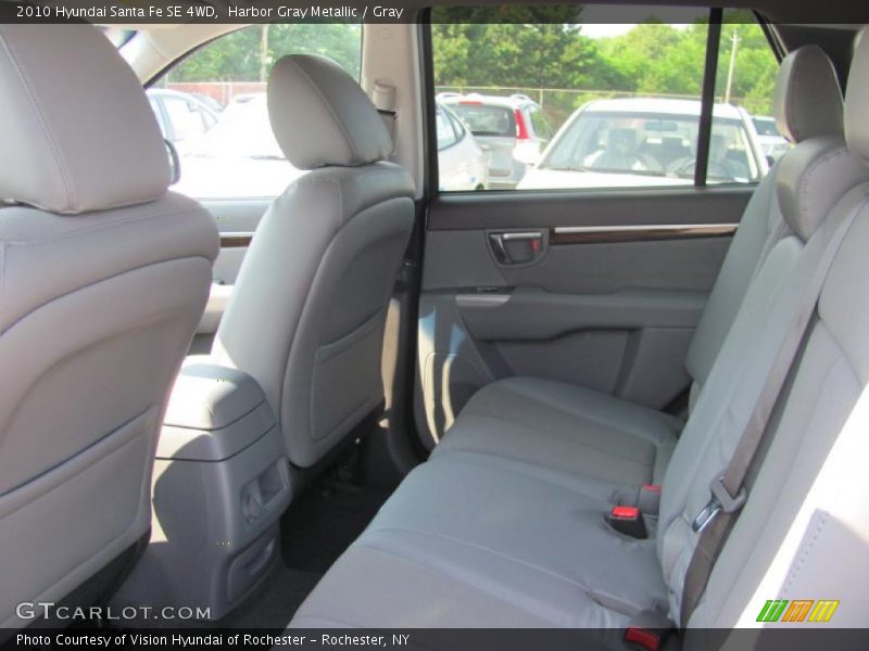 Harbor Gray Metallic / Gray 2010 Hyundai Santa Fe SE 4WD