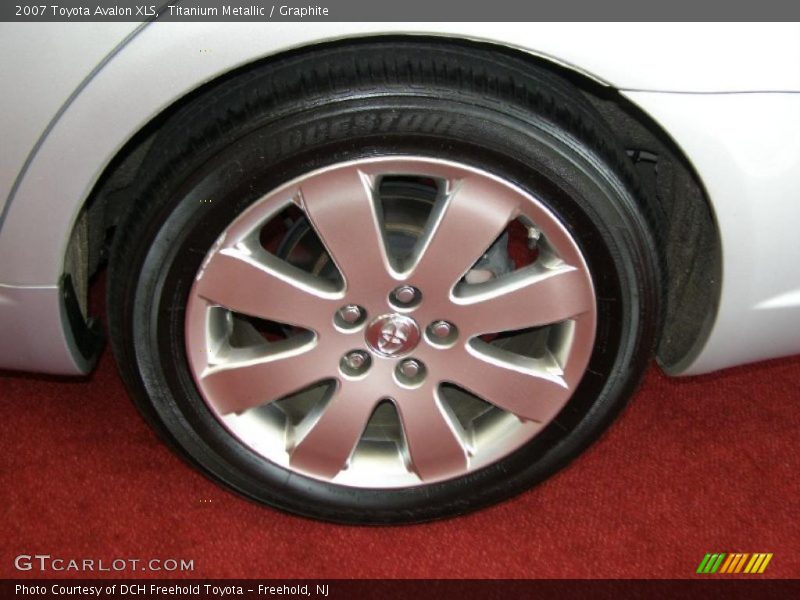 Titanium Metallic / Graphite 2007 Toyota Avalon XLS