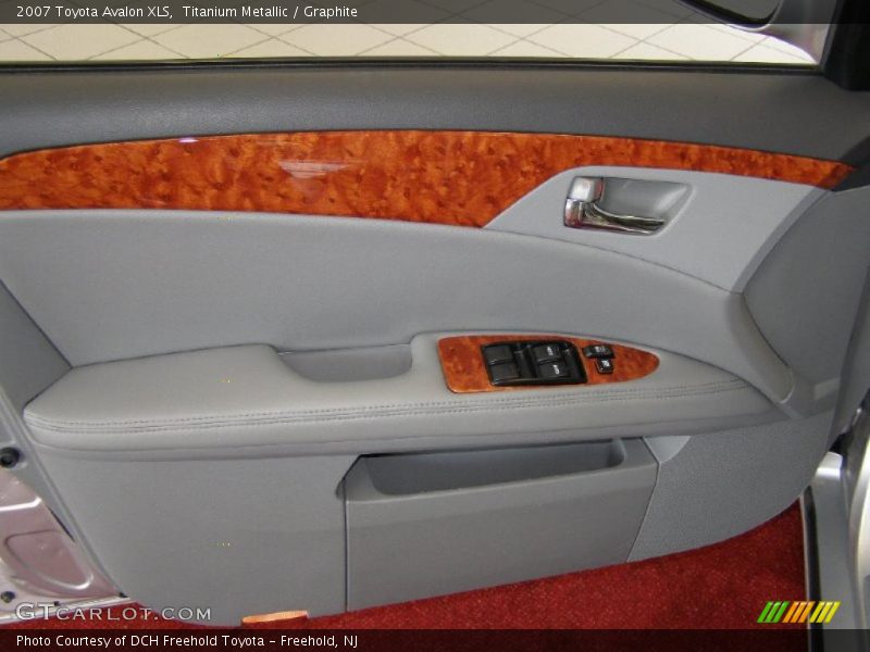 Titanium Metallic / Graphite 2007 Toyota Avalon XLS
