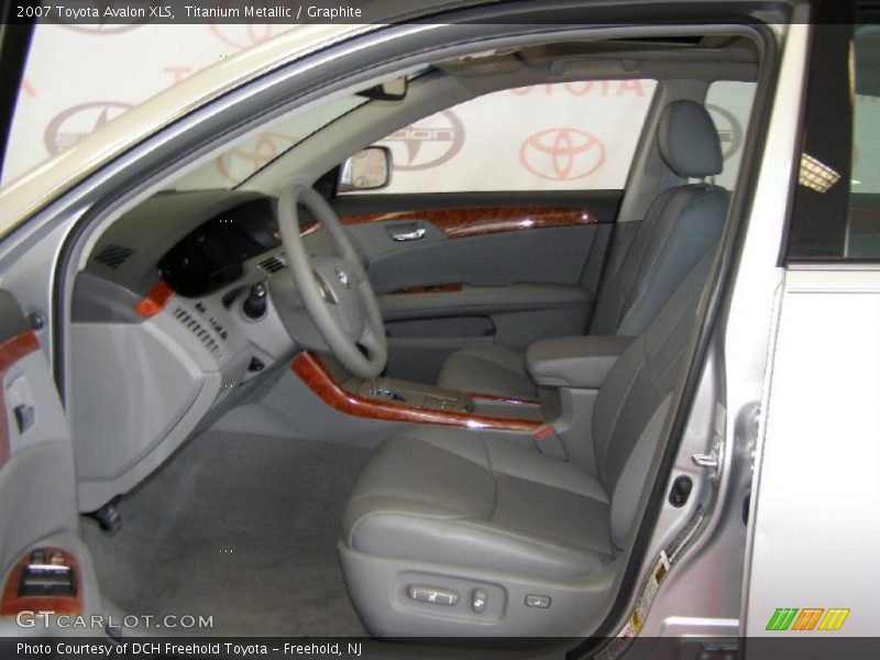 Titanium Metallic / Graphite 2007 Toyota Avalon XLS