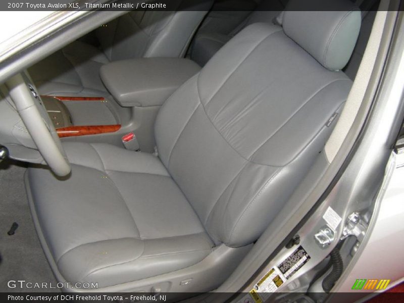 Titanium Metallic / Graphite 2007 Toyota Avalon XLS