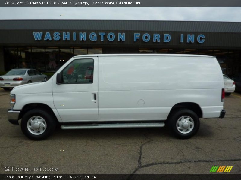 Oxford White / Medium Flint 2009 Ford E Series Van E250 Super Duty Cargo