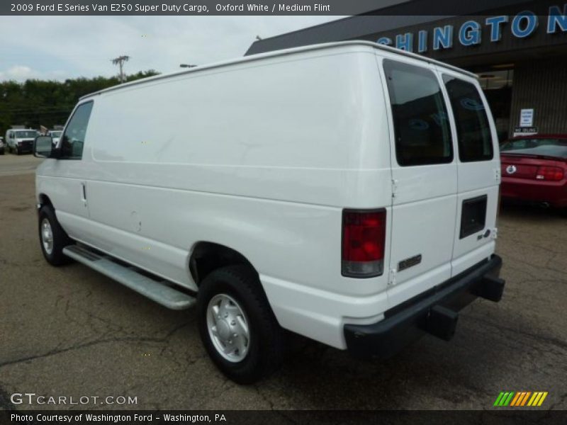 Oxford White / Medium Flint 2009 Ford E Series Van E250 Super Duty Cargo