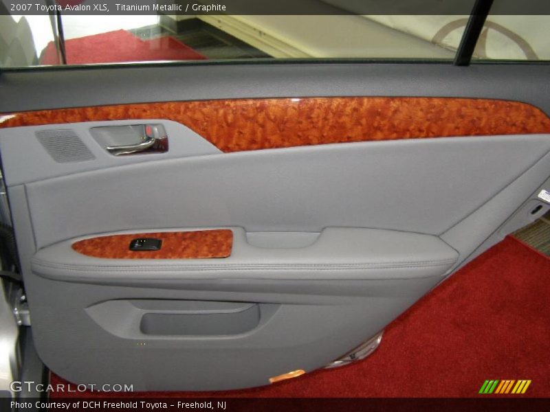Titanium Metallic / Graphite 2007 Toyota Avalon XLS