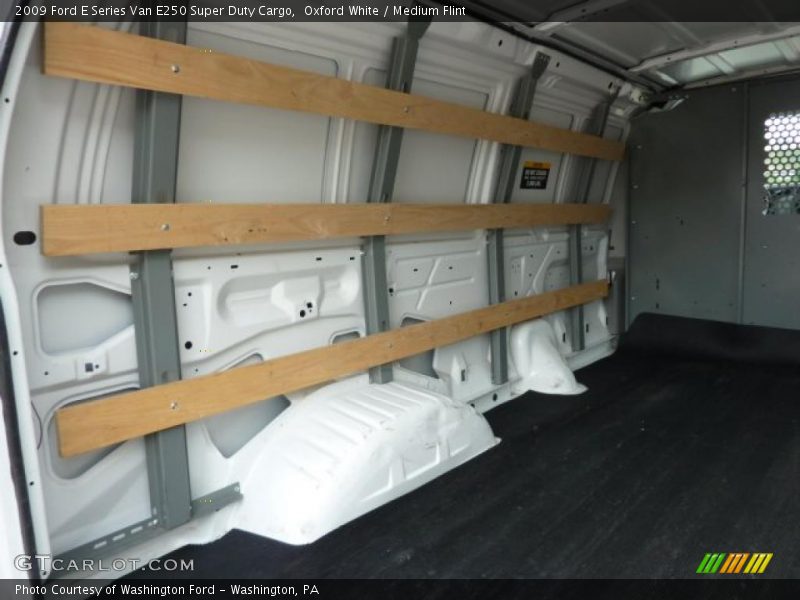 Oxford White / Medium Flint 2009 Ford E Series Van E250 Super Duty Cargo