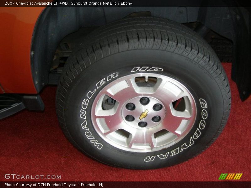 Sunburst Orange Metallic / Ebony 2007 Chevrolet Avalanche LT 4WD