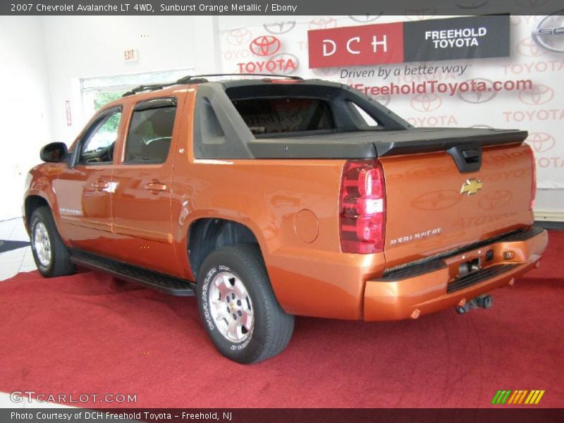 Sunburst Orange Metallic / Ebony 2007 Chevrolet Avalanche LT 4WD