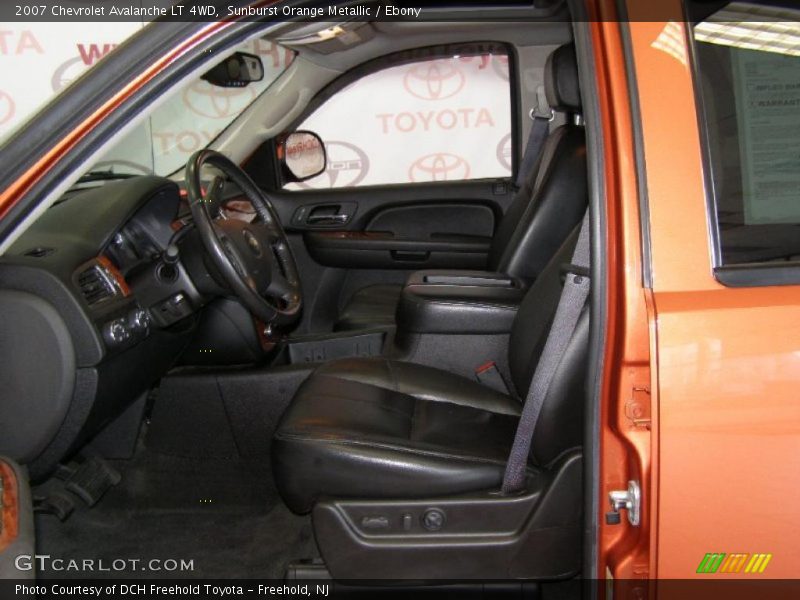 Sunburst Orange Metallic / Ebony 2007 Chevrolet Avalanche LT 4WD