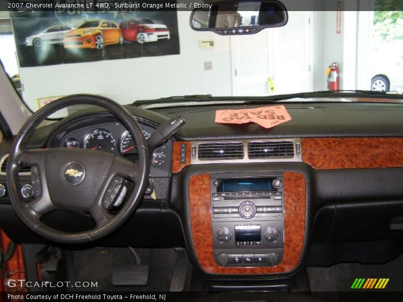 Sunburst Orange Metallic / Ebony 2007 Chevrolet Avalanche LT 4WD