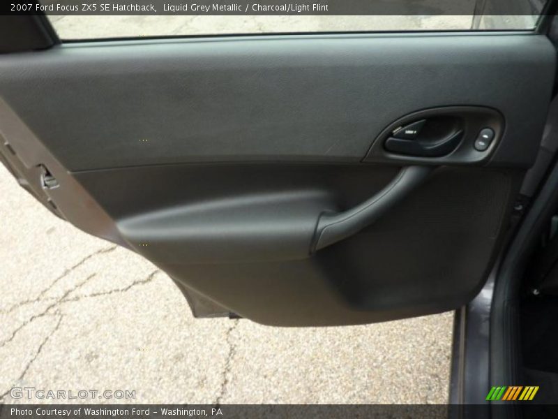 Liquid Grey Metallic / Charcoal/Light Flint 2007 Ford Focus ZX5 SE Hatchback
