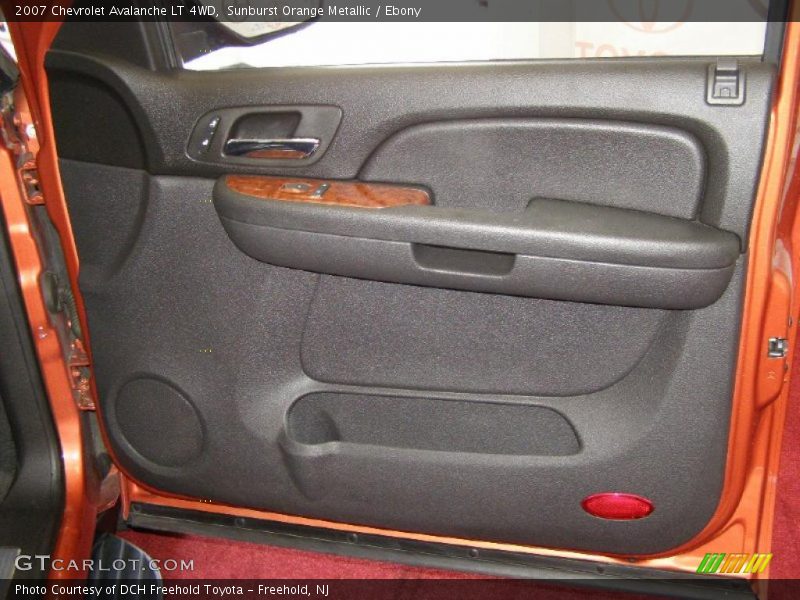 Sunburst Orange Metallic / Ebony 2007 Chevrolet Avalanche LT 4WD