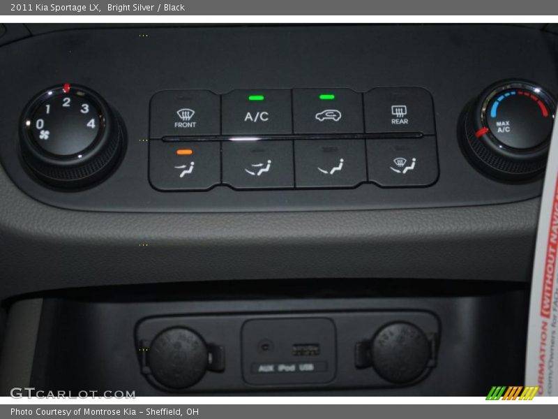 Bright Silver / Black 2011 Kia Sportage LX