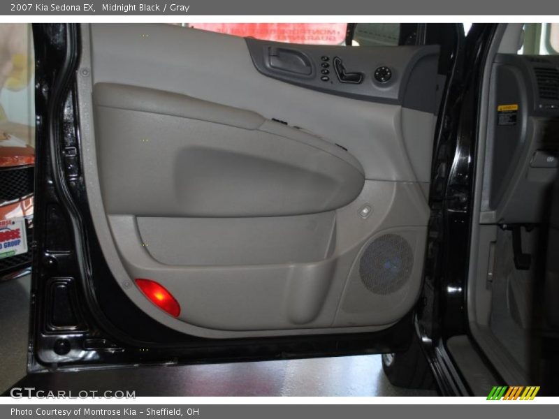 Midnight Black / Gray 2007 Kia Sedona EX