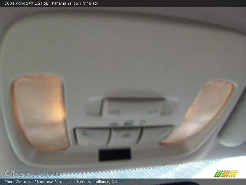 Panama Yellow / Off Black 2001 Volvo S40 1.9T SE