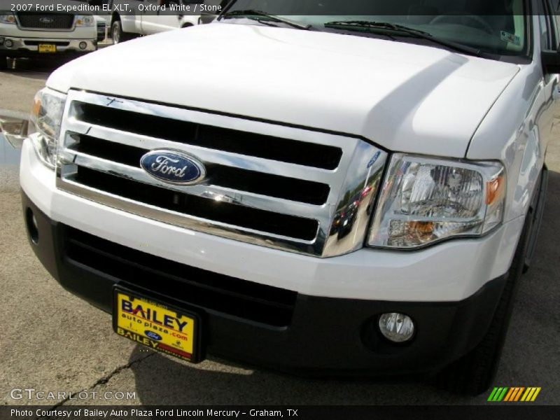 Oxford White / Stone 2007 Ford Expedition EL XLT