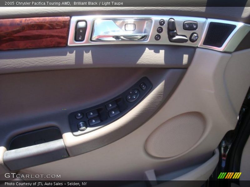 Brilliant Black / Light Taupe 2005 Chrysler Pacifica Touring AWD