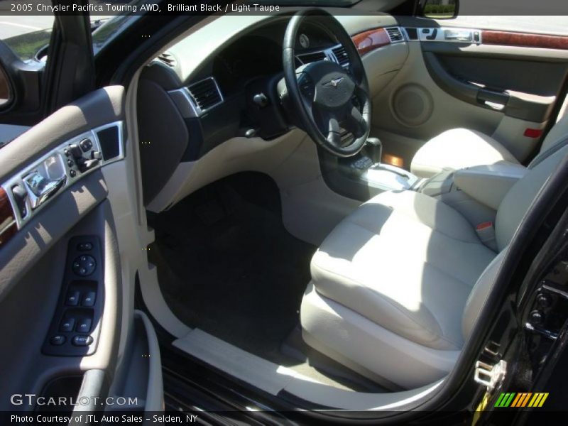 Brilliant Black / Light Taupe 2005 Chrysler Pacifica Touring AWD