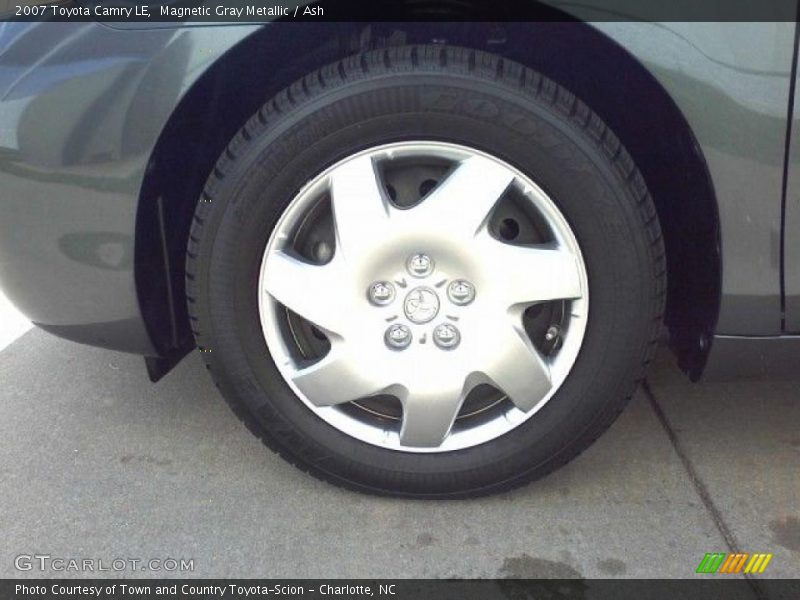Magnetic Gray Metallic / Ash 2007 Toyota Camry LE