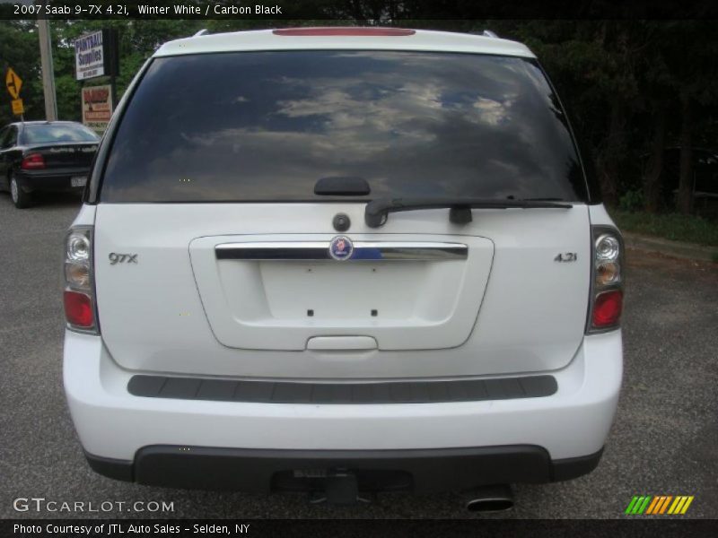 Winter White / Carbon Black 2007 Saab 9-7X 4.2i