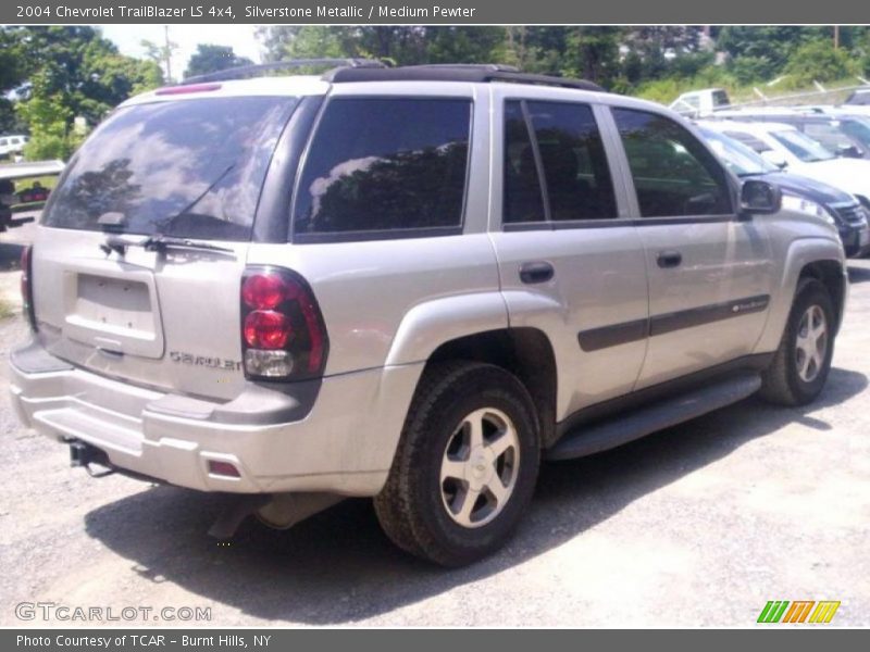 Silverstone Metallic / Medium Pewter 2004 Chevrolet TrailBlazer LS 4x4
