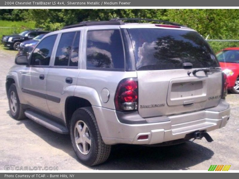 Silverstone Metallic / Medium Pewter 2004 Chevrolet TrailBlazer LS 4x4