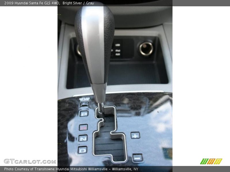 Bright Silver / Gray 2009 Hyundai Santa Fe GLS 4WD