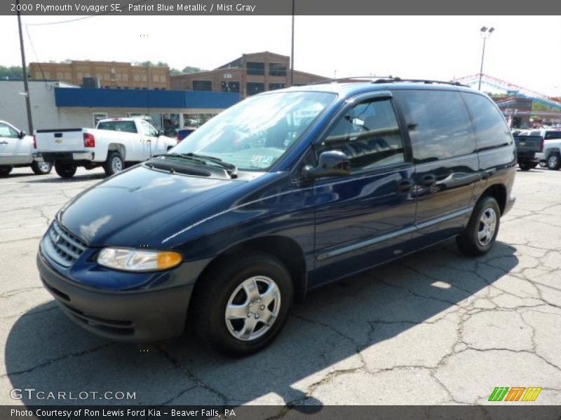Patriot Blue Metallic / Mist Gray 2000 Plymouth Voyager SE