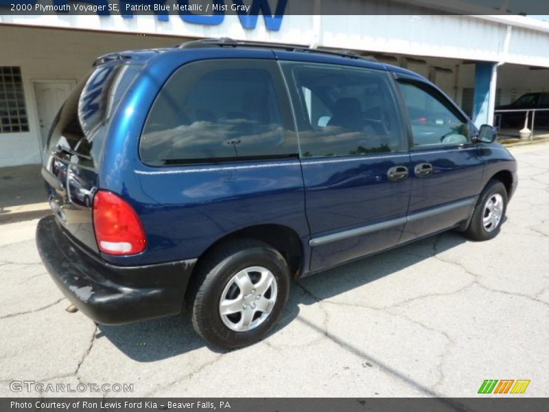 Patriot Blue Metallic / Mist Gray 2000 Plymouth Voyager SE