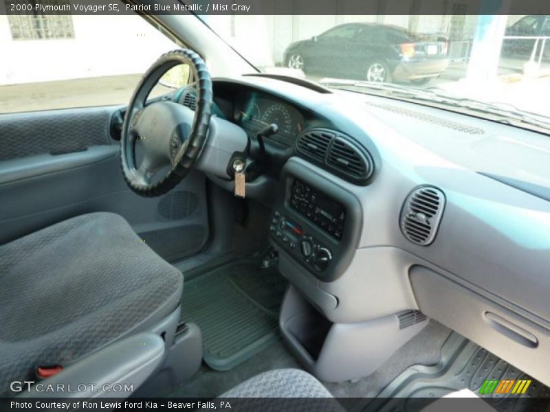 Patriot Blue Metallic / Mist Gray 2000 Plymouth Voyager SE