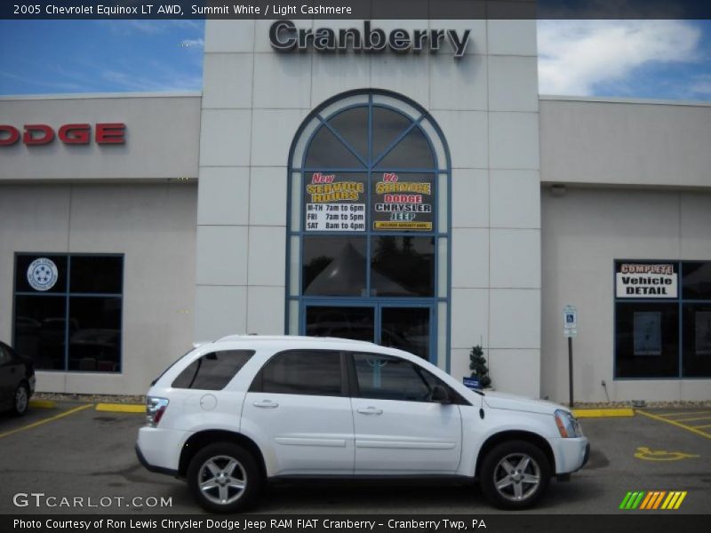 Summit White / Light Cashmere 2005 Chevrolet Equinox LT AWD