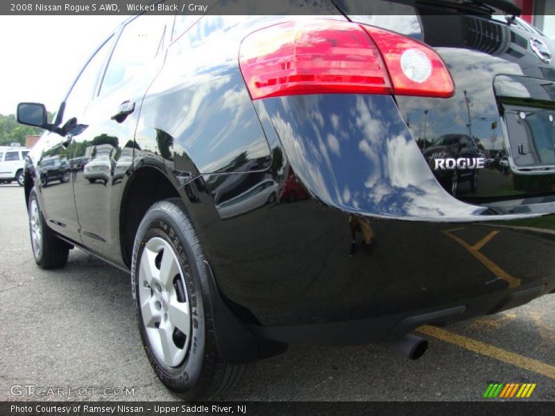 Wicked Black / Gray 2008 Nissan Rogue S AWD