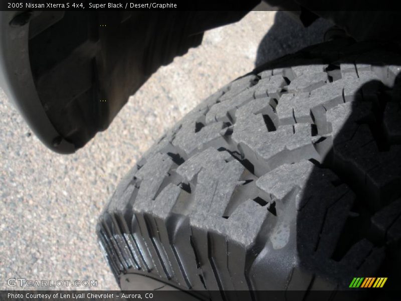 Super Black / Desert/Graphite 2005 Nissan Xterra S 4x4