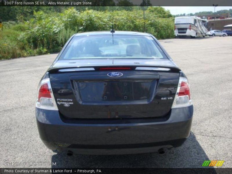 Alloy Metallic / Light Stone 2007 Ford Fusion SE V6