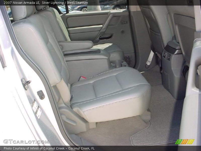 Silver Lightning / Steel/Titanium 2007 Nissan Armada LE